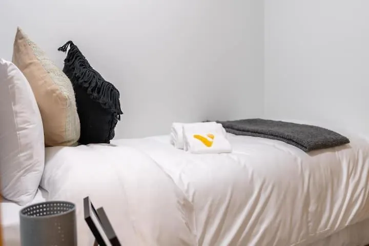 Vogue Downtown - Bellevue Towers Apartment Dubai