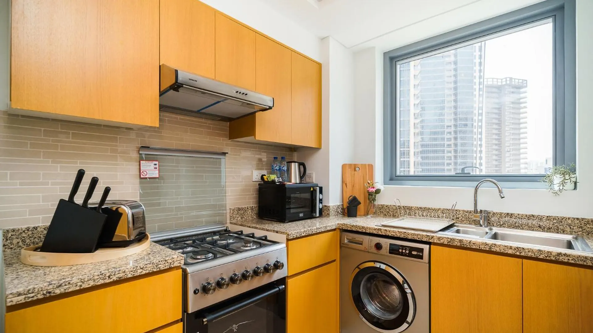 Vogue Downtown - Bellevue Towers Apartment Dubai