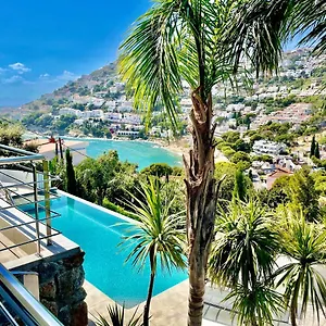 Castell Blau Appartement Roses